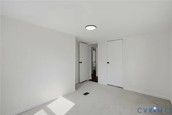 $299,000 | 287 Taylor Lane, Tappahannock, VA 22560