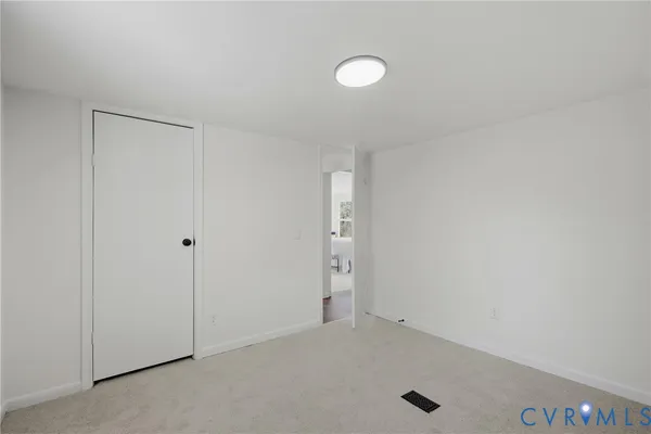 $299,000 | 287 Taylor Lane, Tappahannock, VA 22560