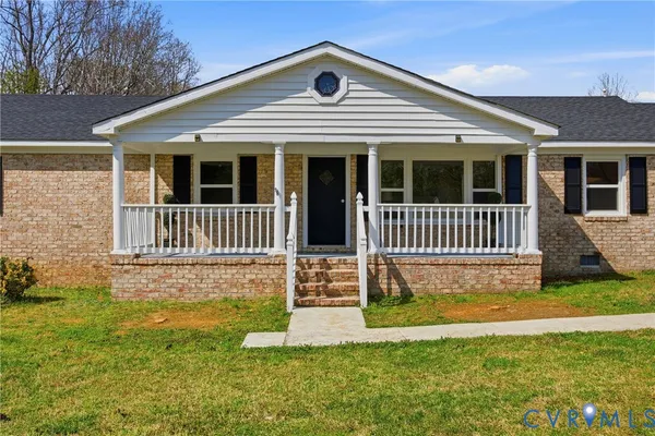 $299,000 | 287 Taylor Lane, Tappahannock, VA 22560