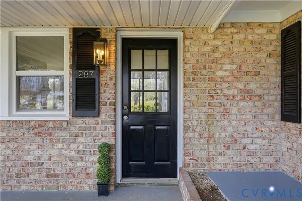 $299,000 | 287 Taylor Lane, Tappahannock, VA 22560