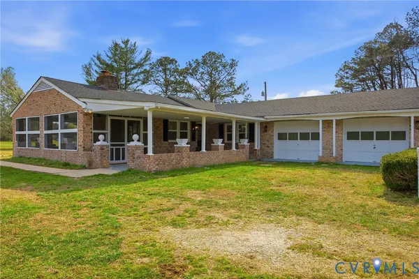 $299,000 | 287 Taylor Lane, Tappahannock, VA 22560