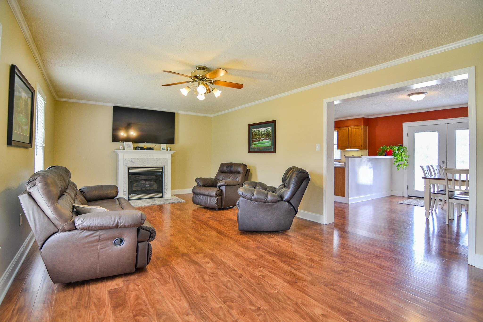 301 Old Cornwallis Road Princeton, NC 27569 - Photo 6 of 51 Living Room