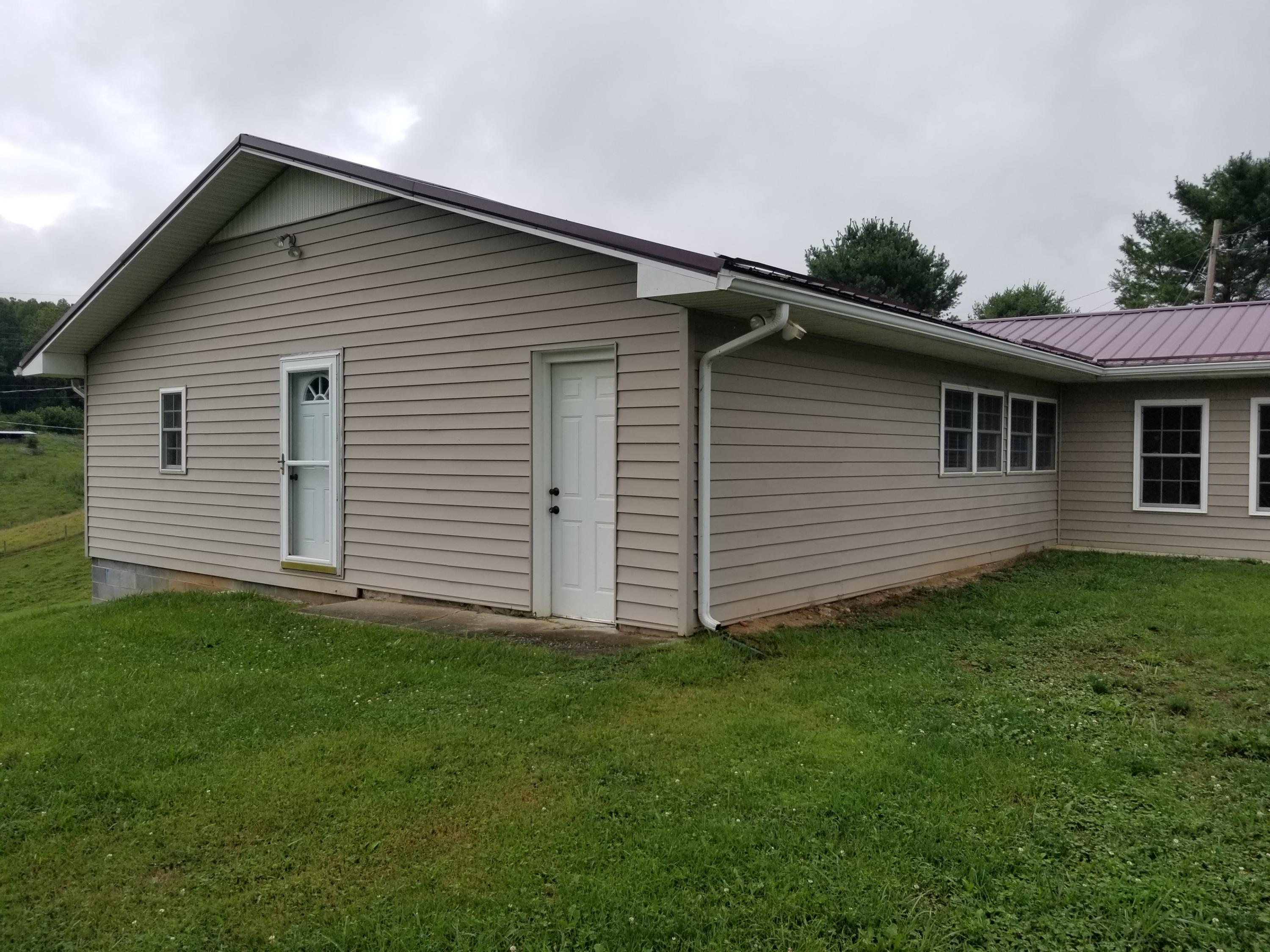 177 Red Fletcher Road Jonesville, VA 24263 - Photo 4 of 35 20180802_143720