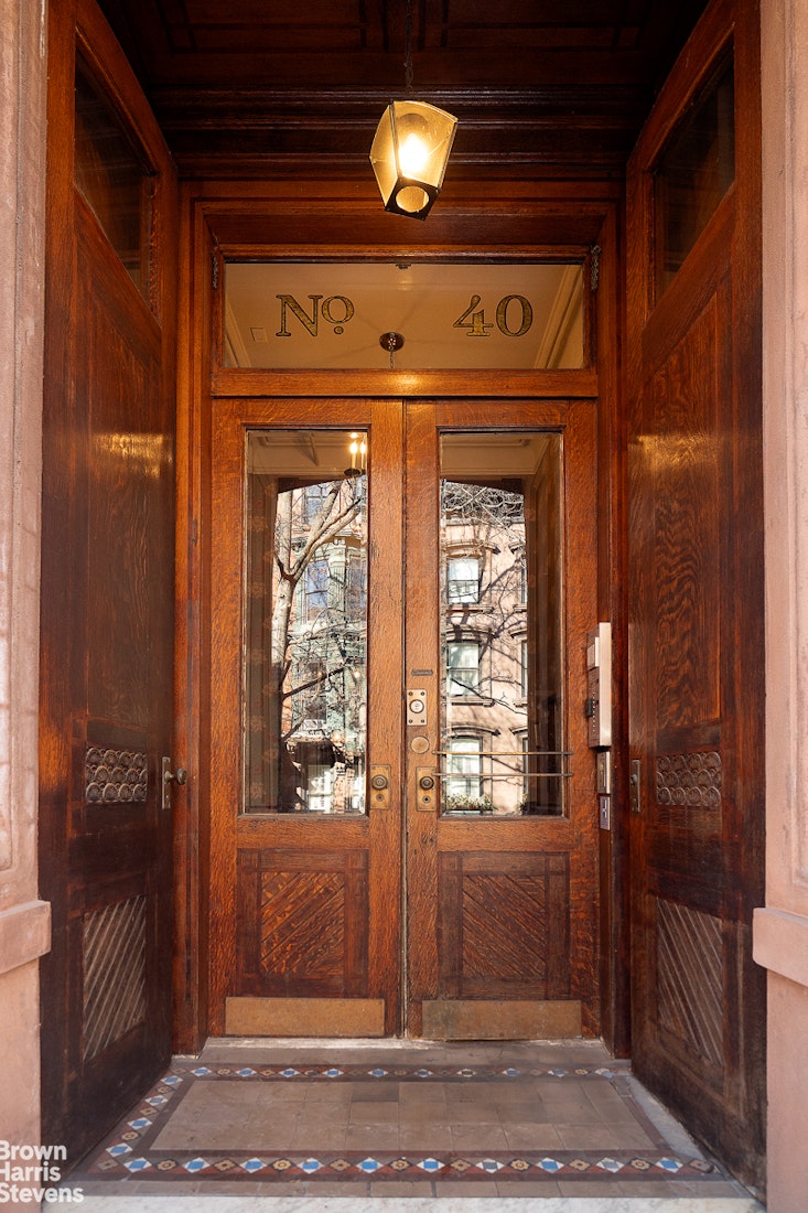 40 Remsen Street, Unit 1 Brooklyn, NY 11201 - Photo 11 of 12
