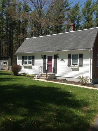 11 Tabor Lane Rochester, MA 02770 - Photo 1 of 11