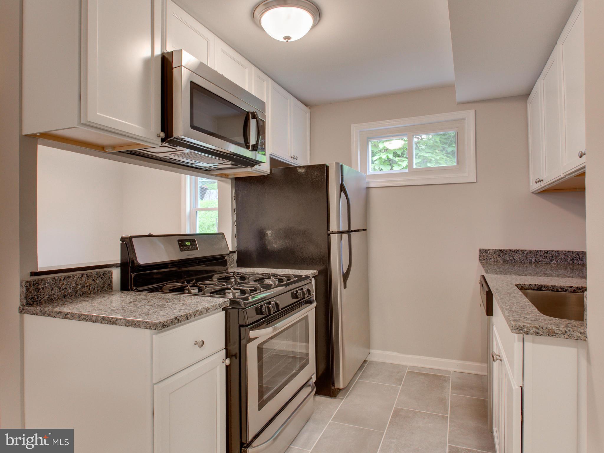 5133 Sheriff Road Northeast Washington, DC 20019 - Photo 14 of 30 Kitchen