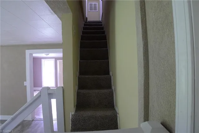 $235,000 | 816 Olympia Street, Lexington, NC 27295