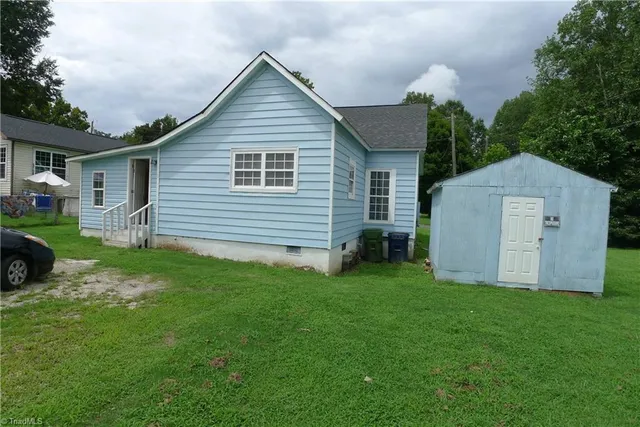 $235,000 | 816 Olympia Street, Lexington, NC 27295