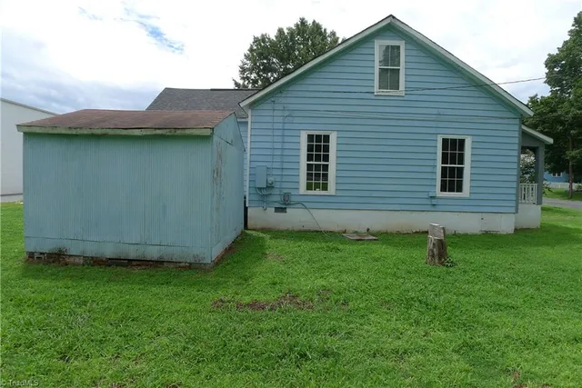 $235,000 | 816 Olympia Street, Lexington, NC 27295