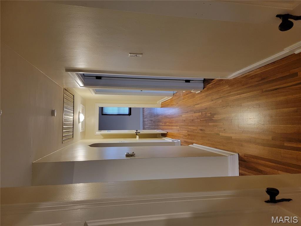 828 Airport Road St. Louis, MO 63135 - Photo 20 of 24