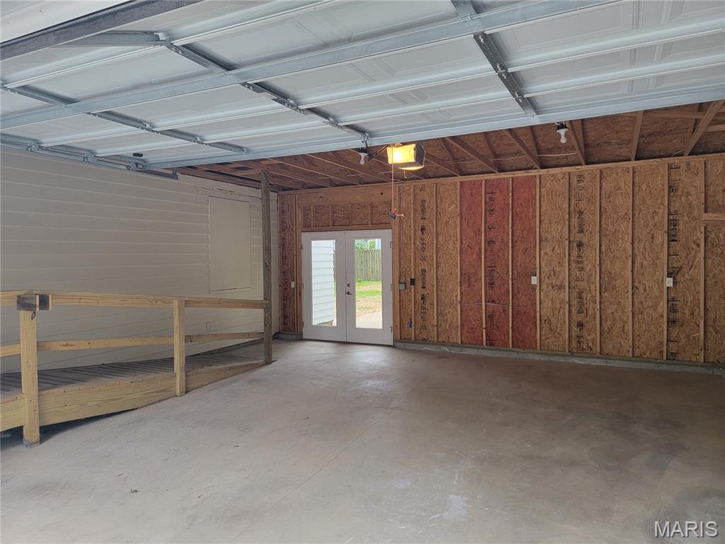 828 Airport Road St. Louis, MO 63135 - Photo 7 of 24