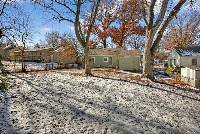 $200,000 | 2643 South 30th Street, Kansas City, KS 66106