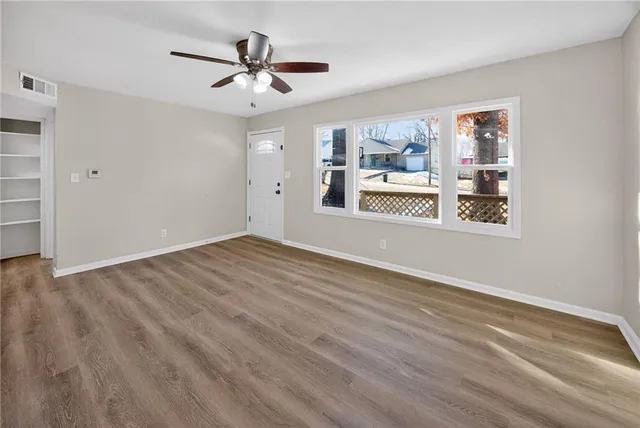 $200,000 | 2643 South 30th Street, Kansas City, KS 66106