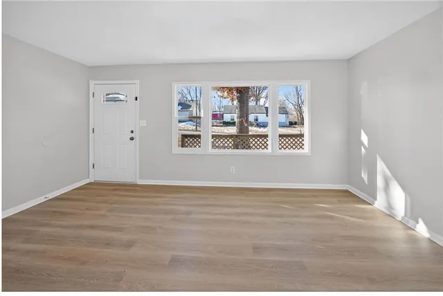 $200,000 | 2643 South 30th Street, Kansas City, KS 66106