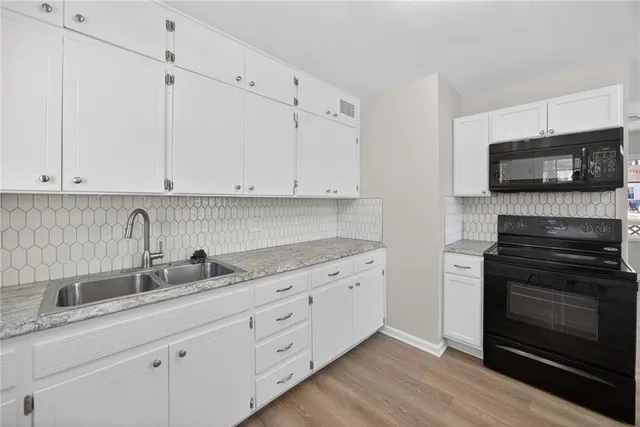 $200,000 | 2643 South 30th Street, Kansas City, KS 66106