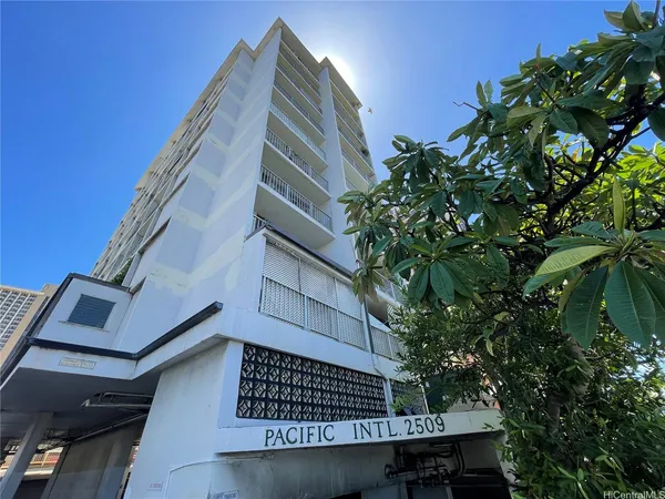 $1,550 | 2509 Ala Wai Boulevard, Unit 805, Honolulu, HI 96815