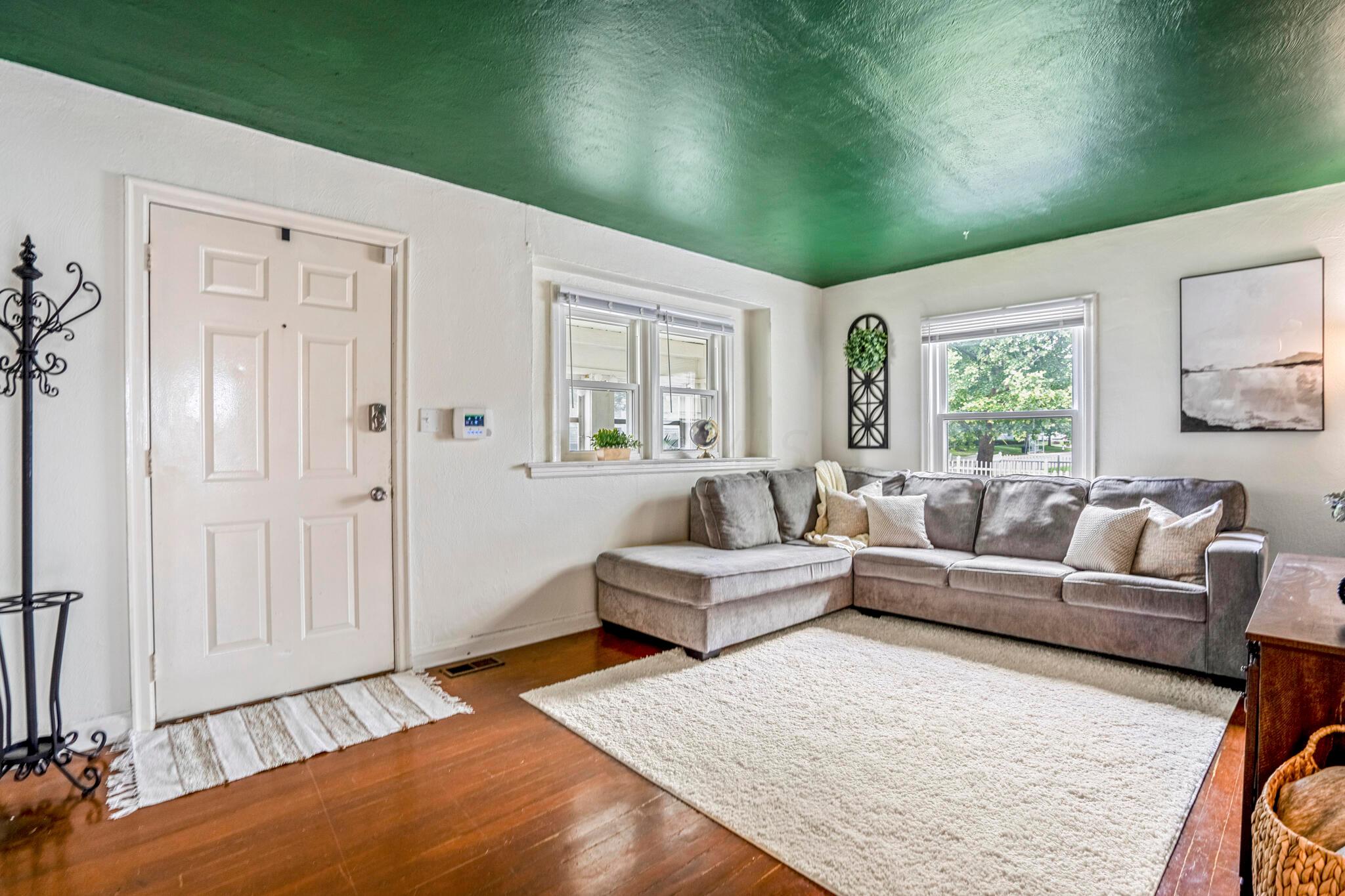 1736 Kenny Road Columbus, OH 43212 - Photo 10 of 36 DSC06941-HDR