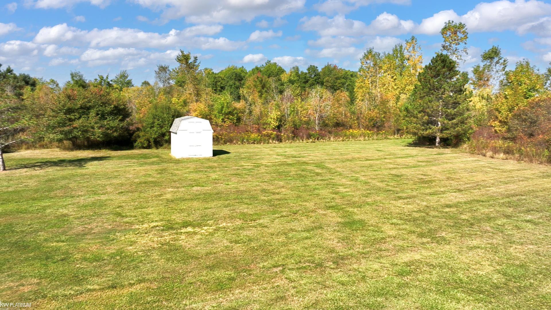 7922 Springborn Road Casco, MI 48064 - Photo 13 of 70