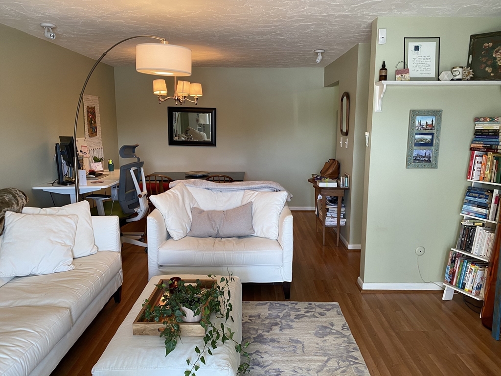 32 Hamilton Road, Unit 107 Arlington, MA 02474 - Photo 6 of 13