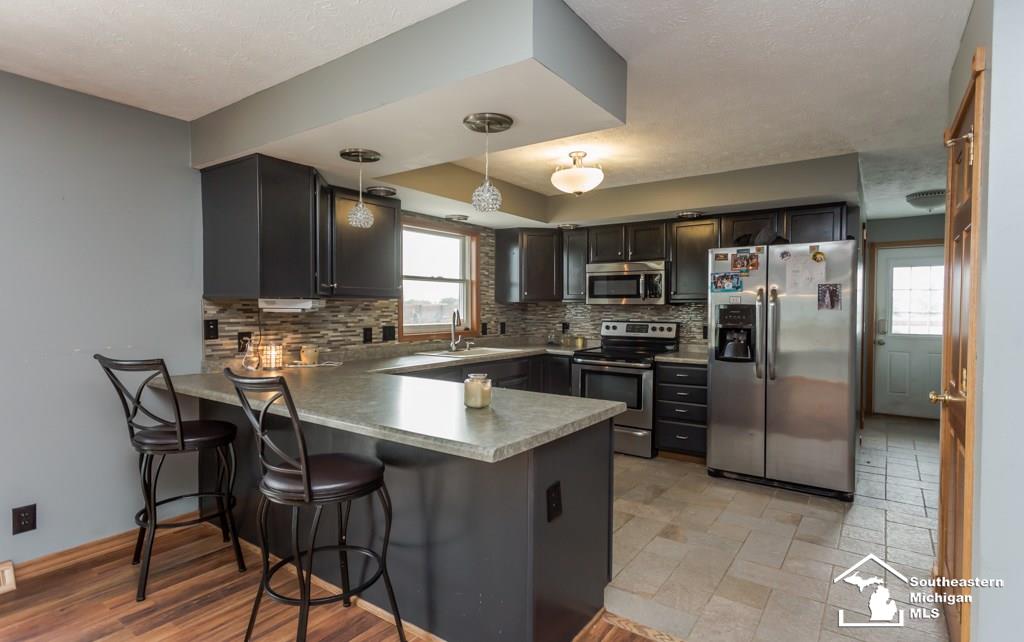 5280 Labo Road South Rockwood, MI 48179 - Photo 12 of 51 31361931-11.JPG
