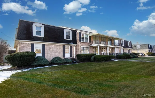 $160,000 | 61 Henel Avenue, Unit 7, Amherst, NY 14226