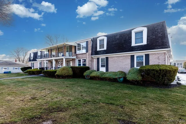 $160,000 | 61 Henel Avenue, Unit 7, Amherst, NY 14226