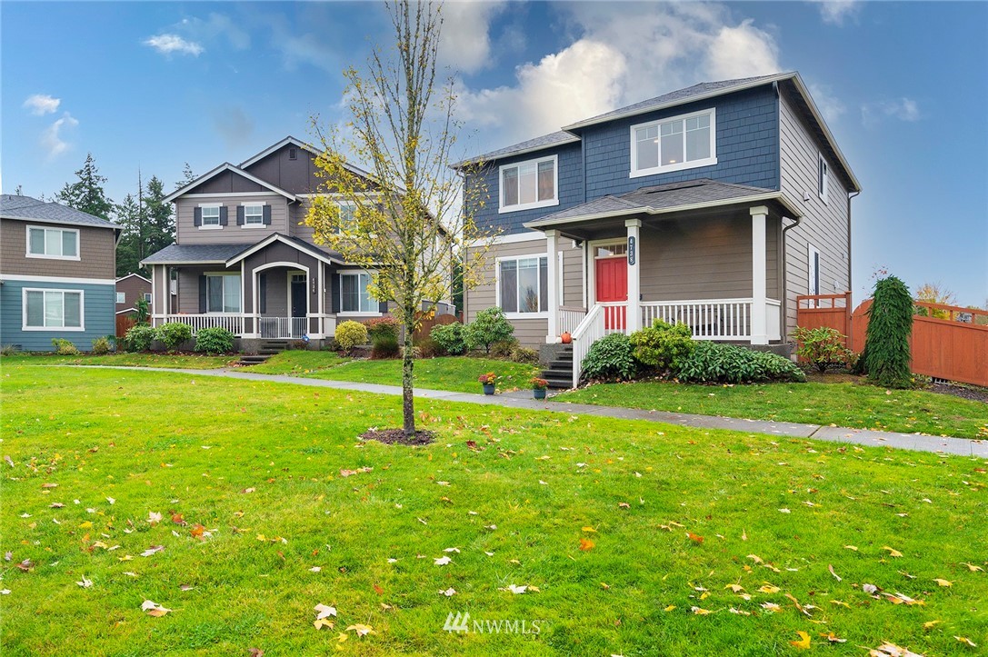 4738 Court R Tacoma, WA 98404 - Photo 2 of 32 a front view of house with yard and green space