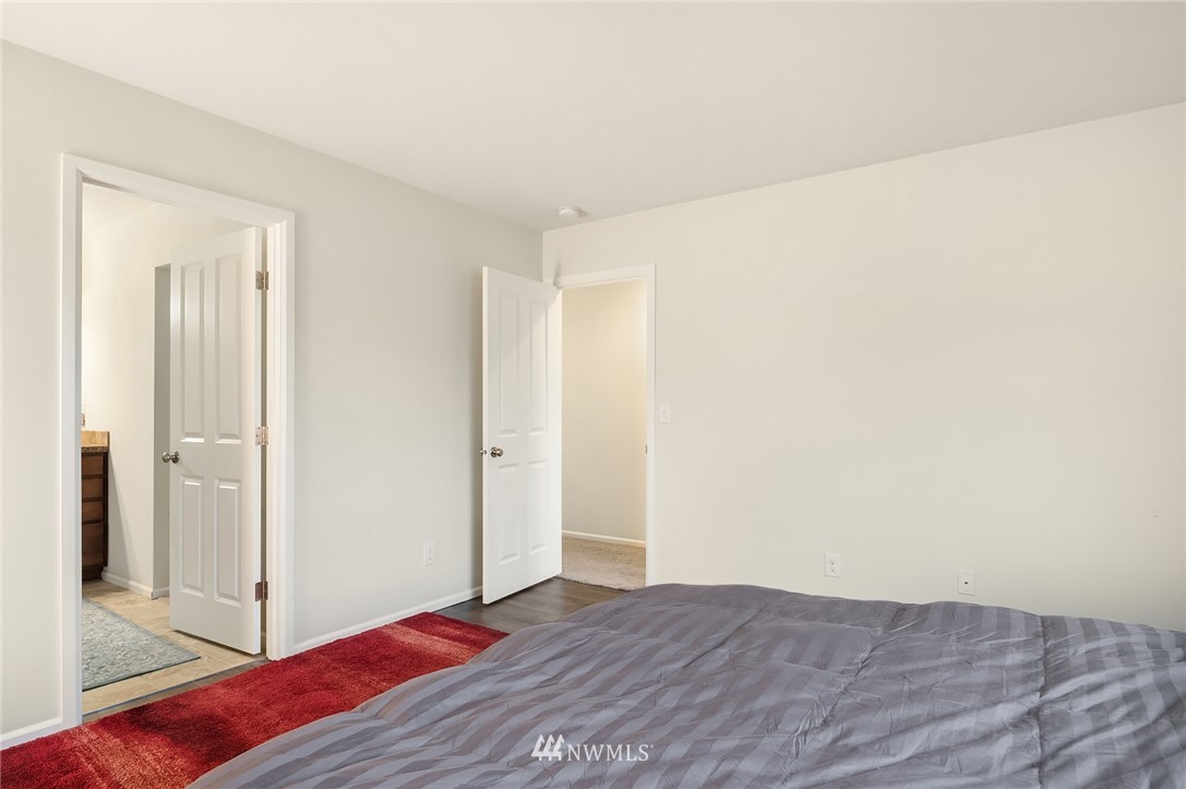 4738 Court R Tacoma, WA 98404 - Photo 18 of 32 a view of bedroom