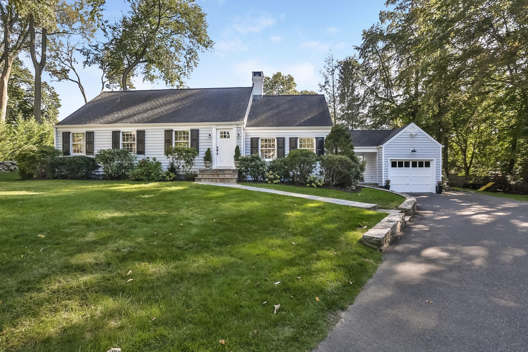 23 Rocaton Road Darien, CT 06820 - Photo 30 of 36 a front view of a house with a garden