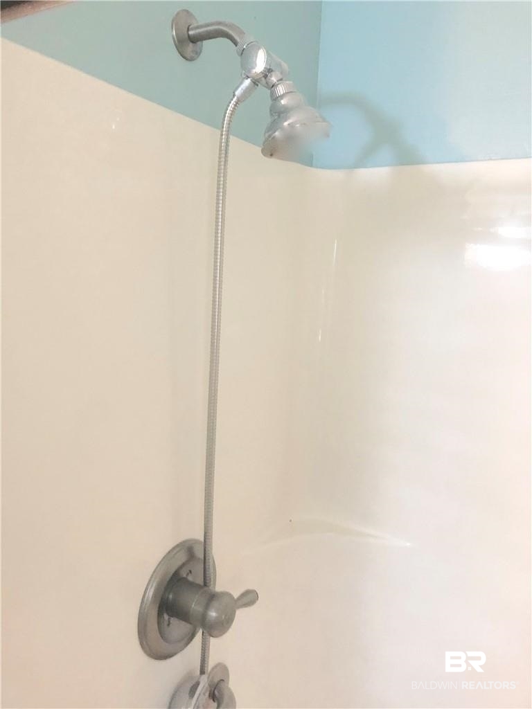 1109 Chalet Drive West Mobile, AL 36608 - Photo 19 of 21 WALK IN SHOWER