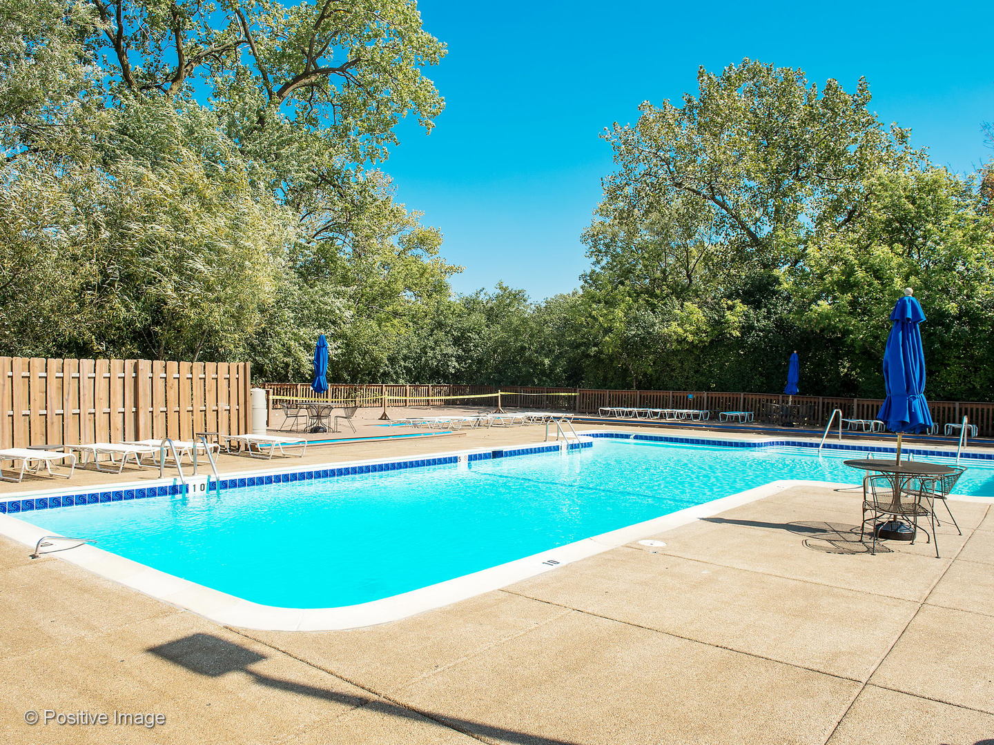 1228 Indian Trail Road Hinsdale, IL 60521 - Photo 26 of 27 a view of swimming pool with a backyard