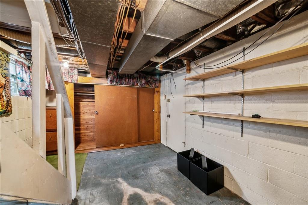4269 Glen Lytle Road Pittsburgh, PA 15217 - Photo 27 of 32 Gallery Image 27