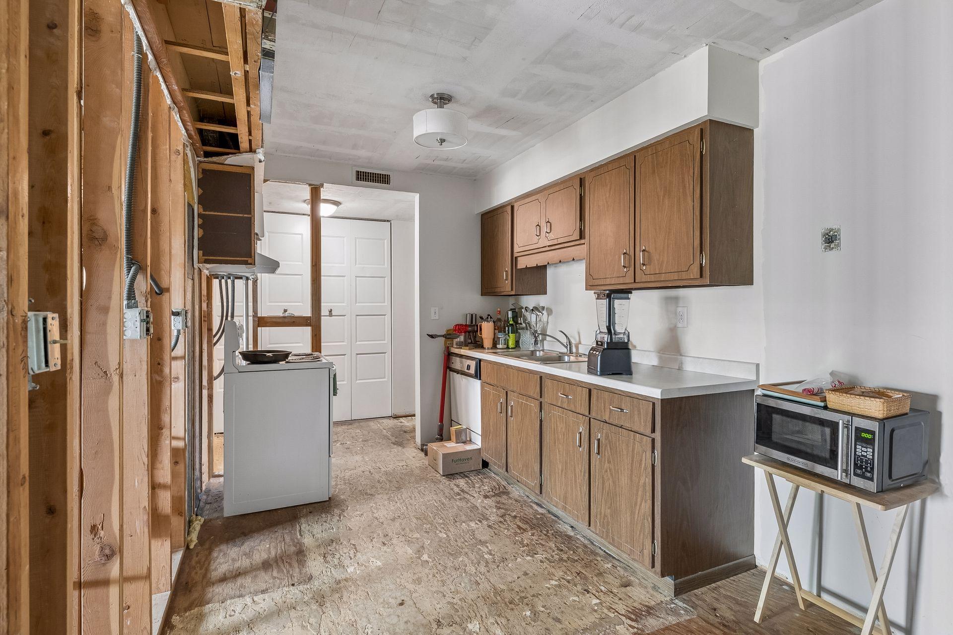 450 Ford Road, Unit 303 St. Louis Park, MN 55426 - Photo 6 of 32