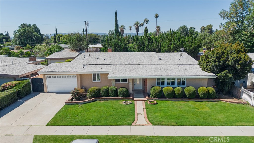 19448 Blythe Street Reseda, CA 91335 - Photo 1 of 37