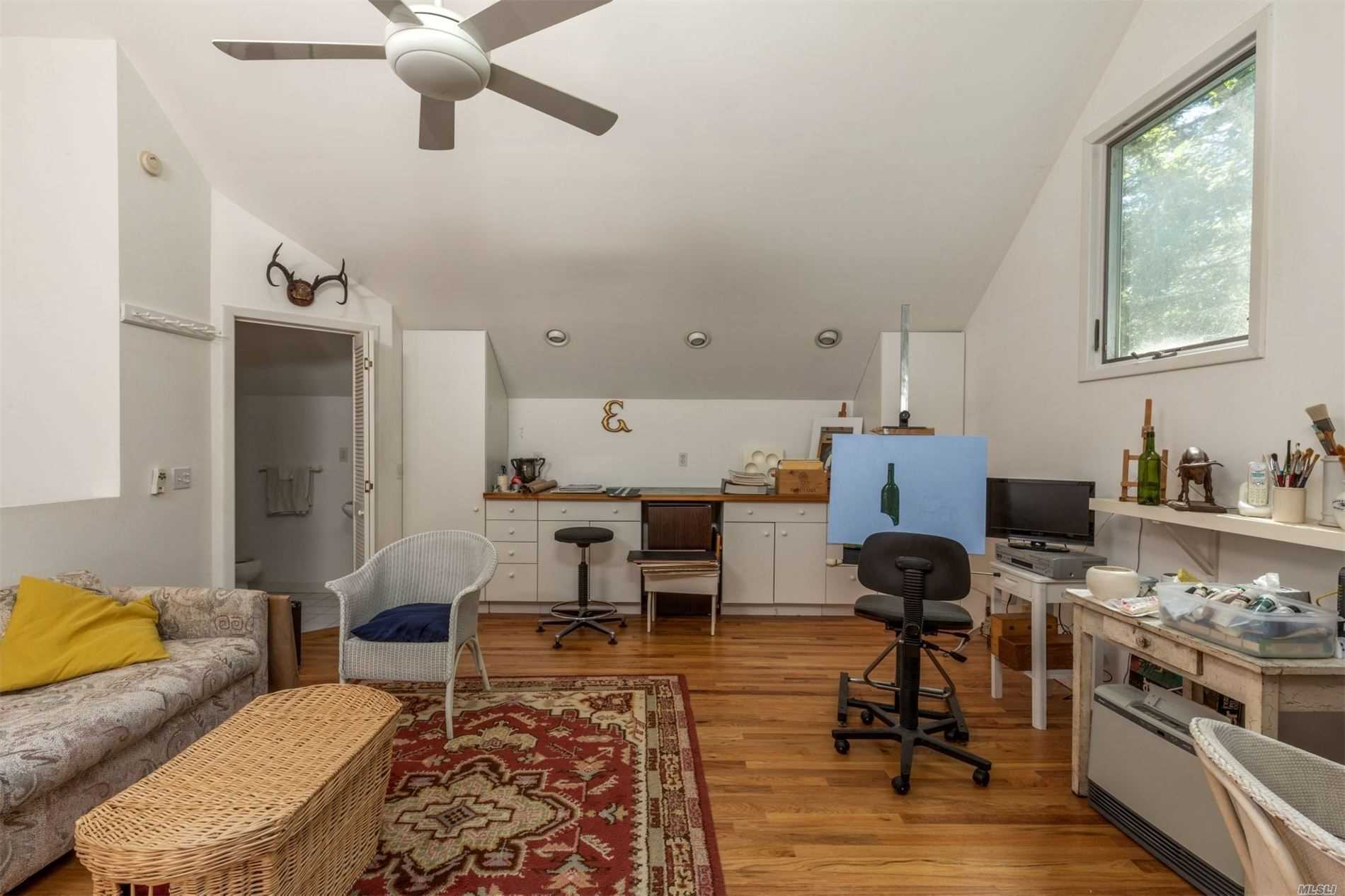 222 Buckskill Road East Hampton, NY 11937 - Photo 11 of 12