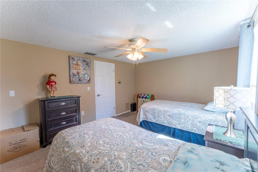 8210 Valley Stream Lane Hudson, FL 34667 - Photo 15 of 39