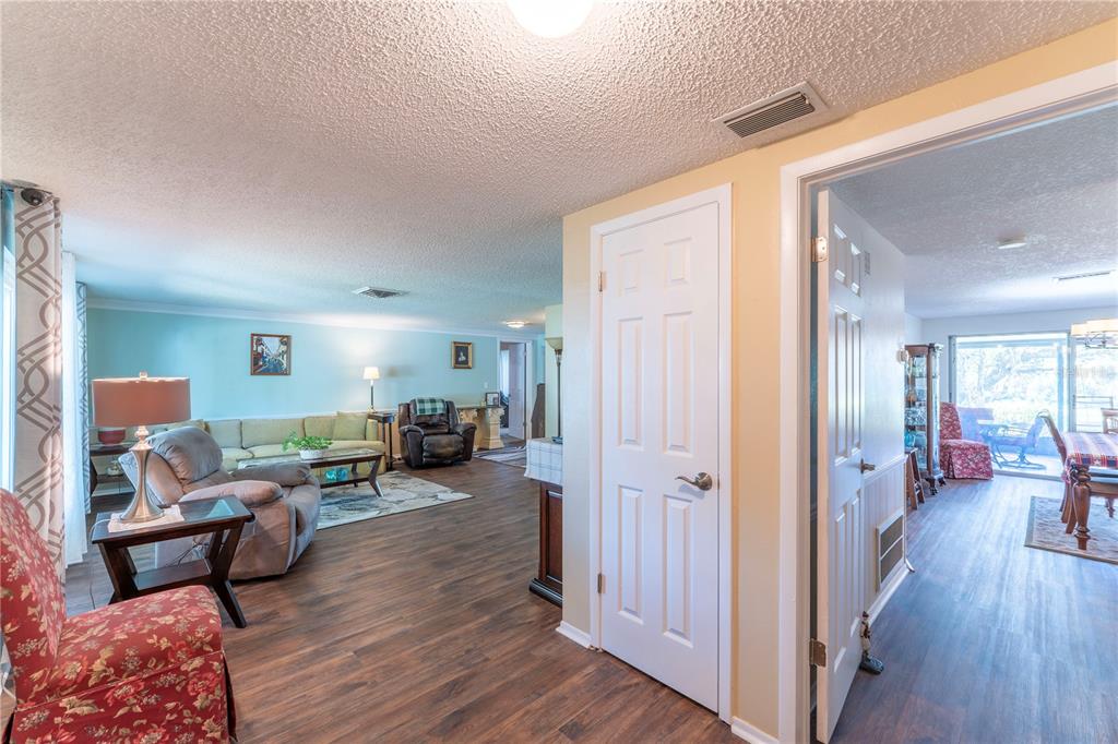 8210 Valley Stream Lane Hudson, FL 34667 - Photo 5 of 39