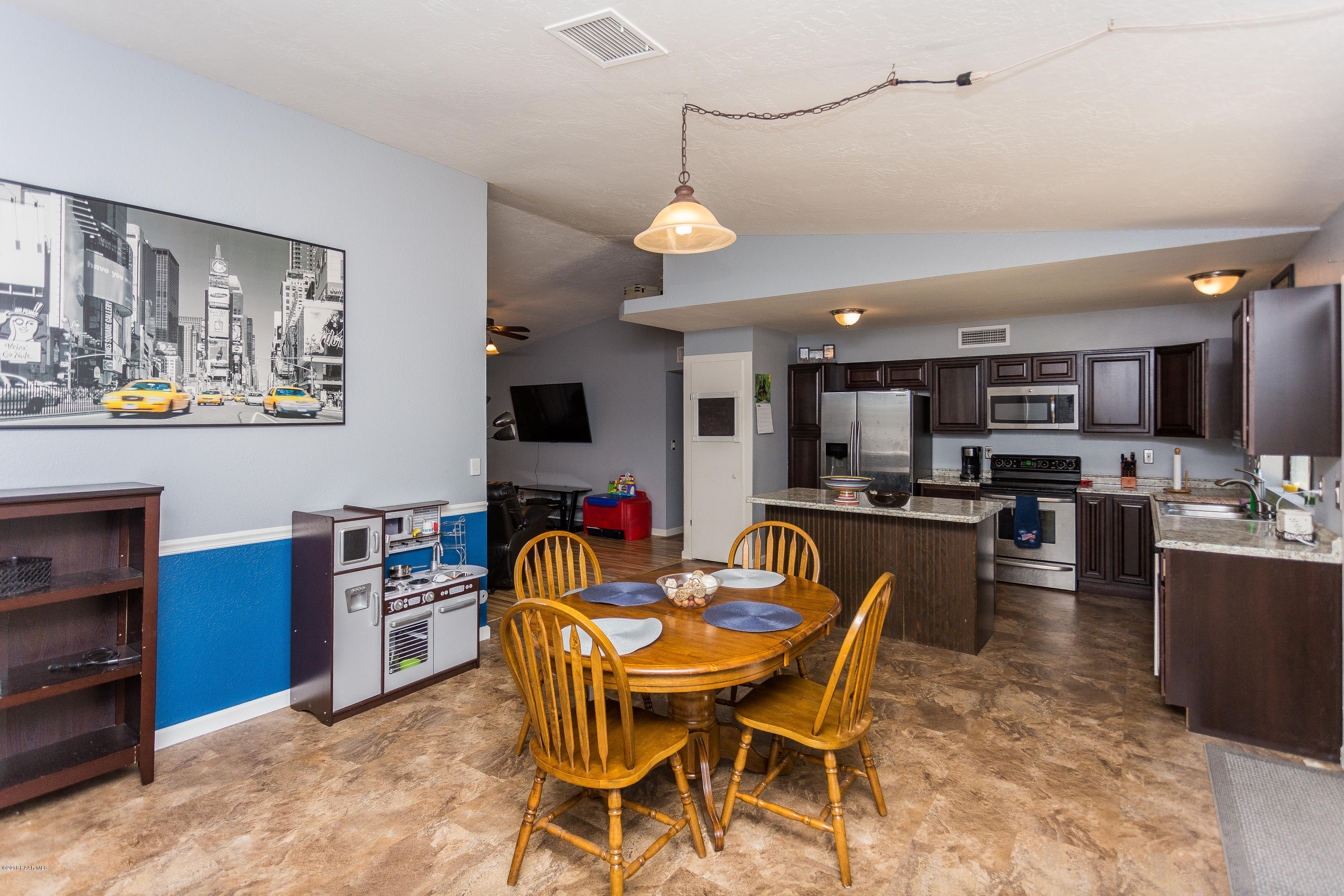 7115 East Silverlode Drive Prescott Valley, AZ 86314 - Photo 5 of 16 Dining Room