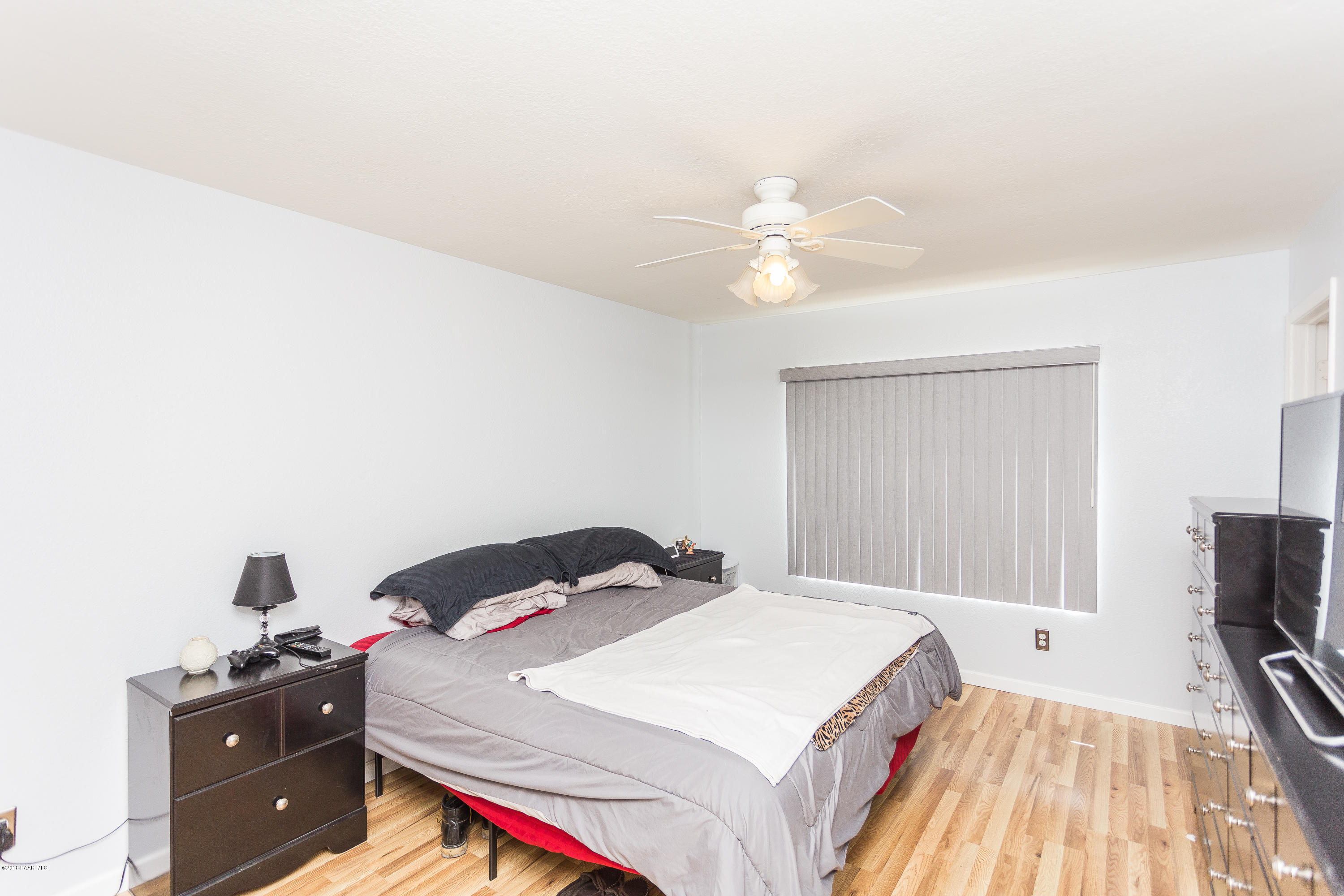 7115 East Silverlode Drive Prescott Valley, AZ 86314 - Photo 8 of 16 Master Bedrrom