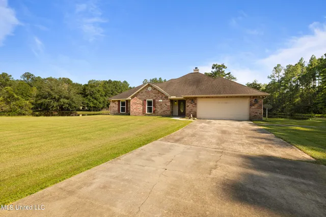 $350,000 | 17 P M Hall Road, Poplarville, MS 39470