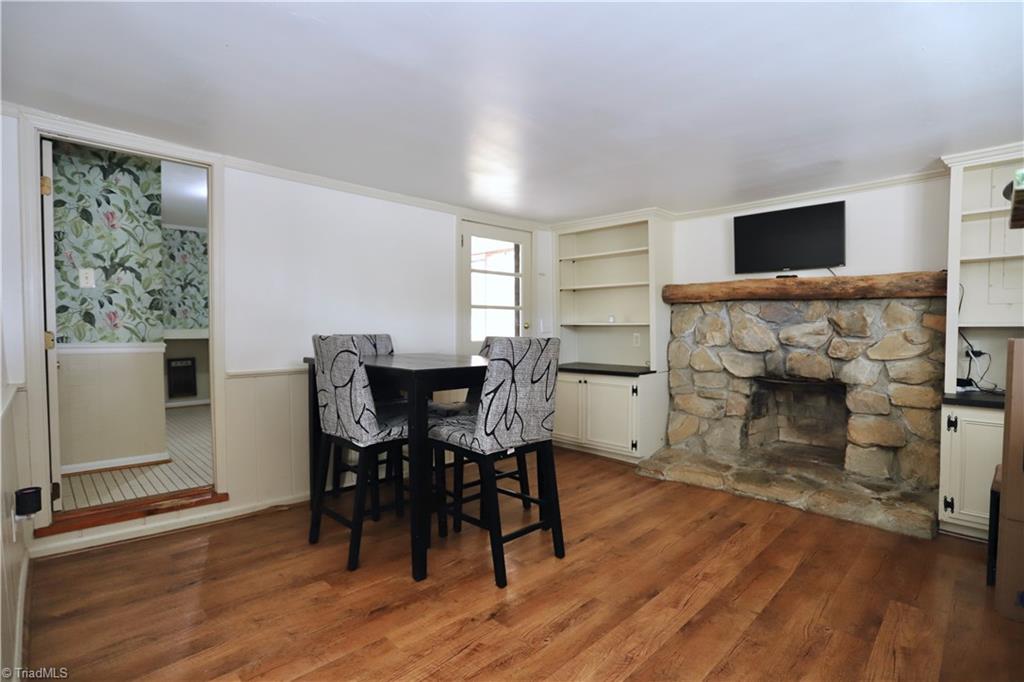 1419 Altamahaw Union Ridge Road Burlington, NC 27217 - Photo 11 of 32 Gallery Image 11