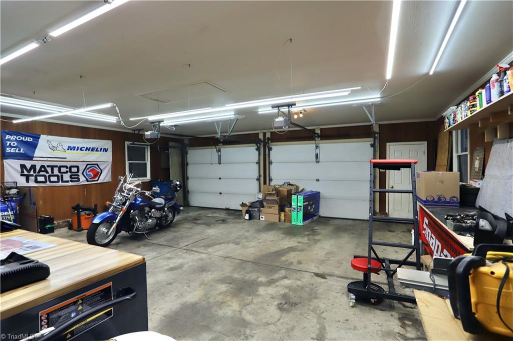 1419 Altamahaw Union Ridge Road Burlington, NC 27217 - Photo 14 of 32 Gallery Image 14