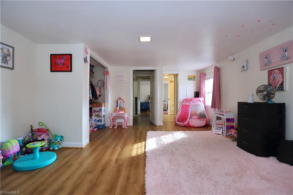 1419 Altamahaw Union Ridge Road Burlington, NC 27217 - Photo 23 of 32 Gallery Image 23