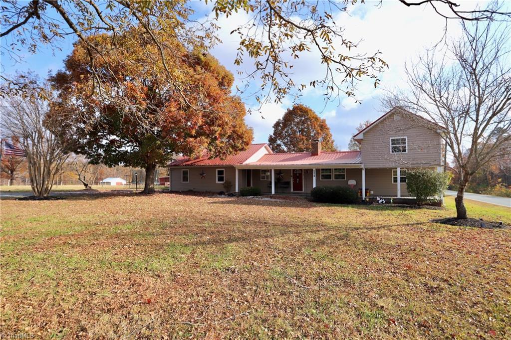 1419 Altamahaw Union Ridge Road Burlington, NC 27217 - Photo 28 of 32 Gallery Image 28
