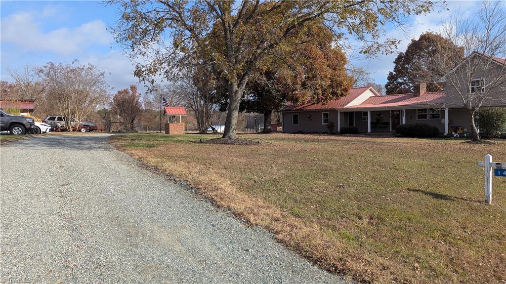 1419 Altamahaw Union Ridge Road Burlington, NC 27217 - Photo 5 of 32 Gallery Image 5