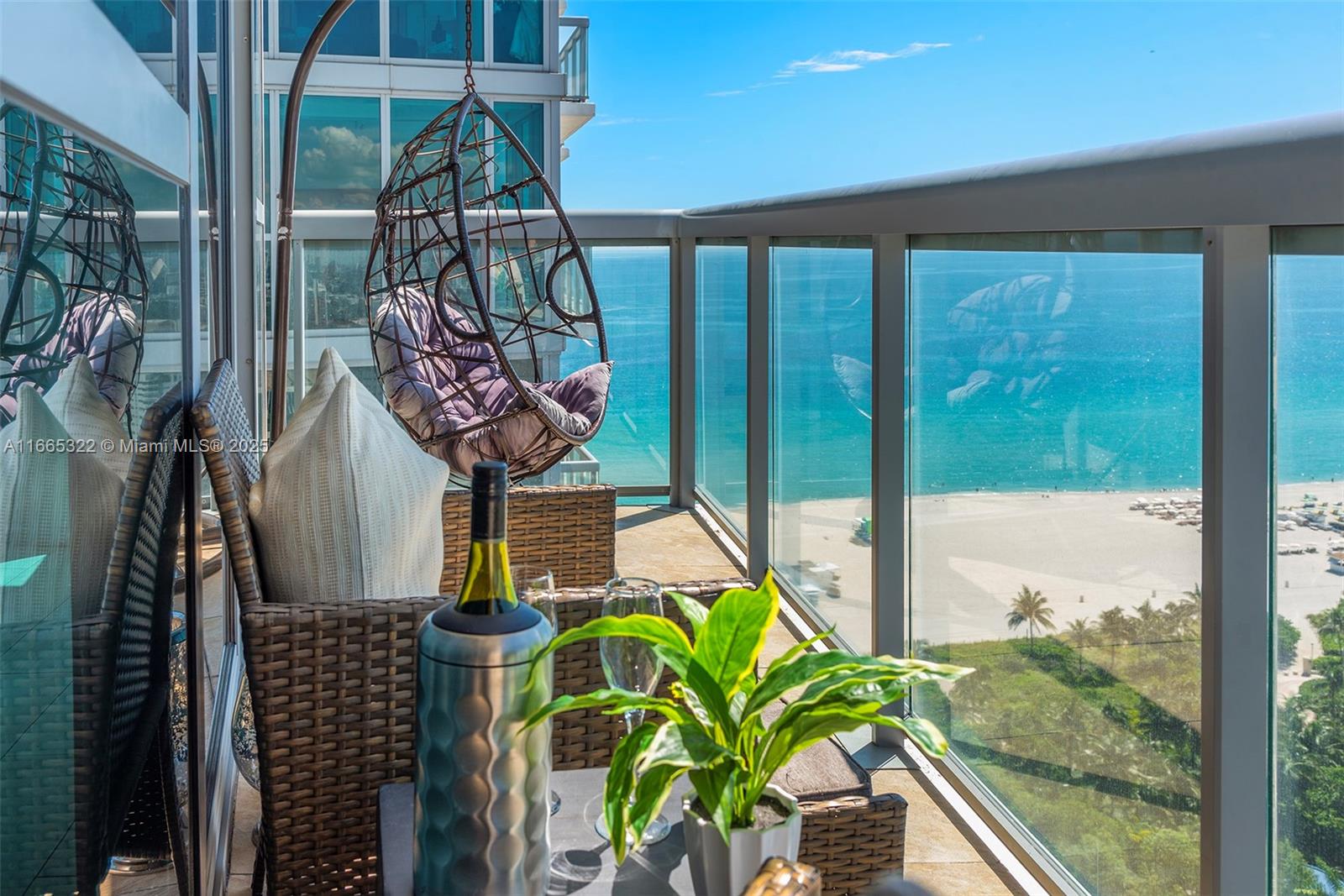 101 20th Street, Unit 2604 Miami Beach, FL 33139 - Photo 19 of 27 a vase of flowers sitting on a table