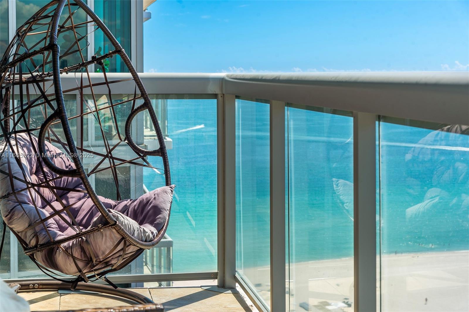101 20th Street, Unit 2604 Miami Beach, FL 33139 - Photo 20 of 27 a view of entryway with wooden floor