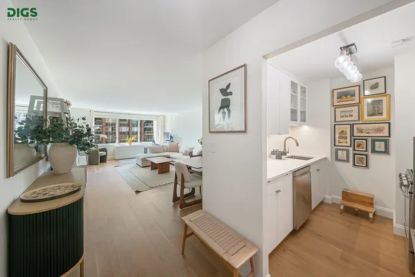 $850,000 | 300 East 59th Street, Unit 2503 | Sutton Place