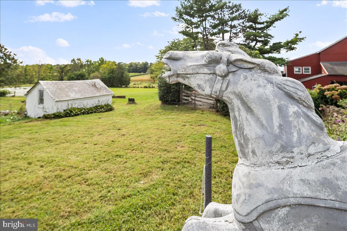 2753 Rushland Road Jamison, PA 18929 - Photo 40 of 60 a backyard of a house with lots of green space