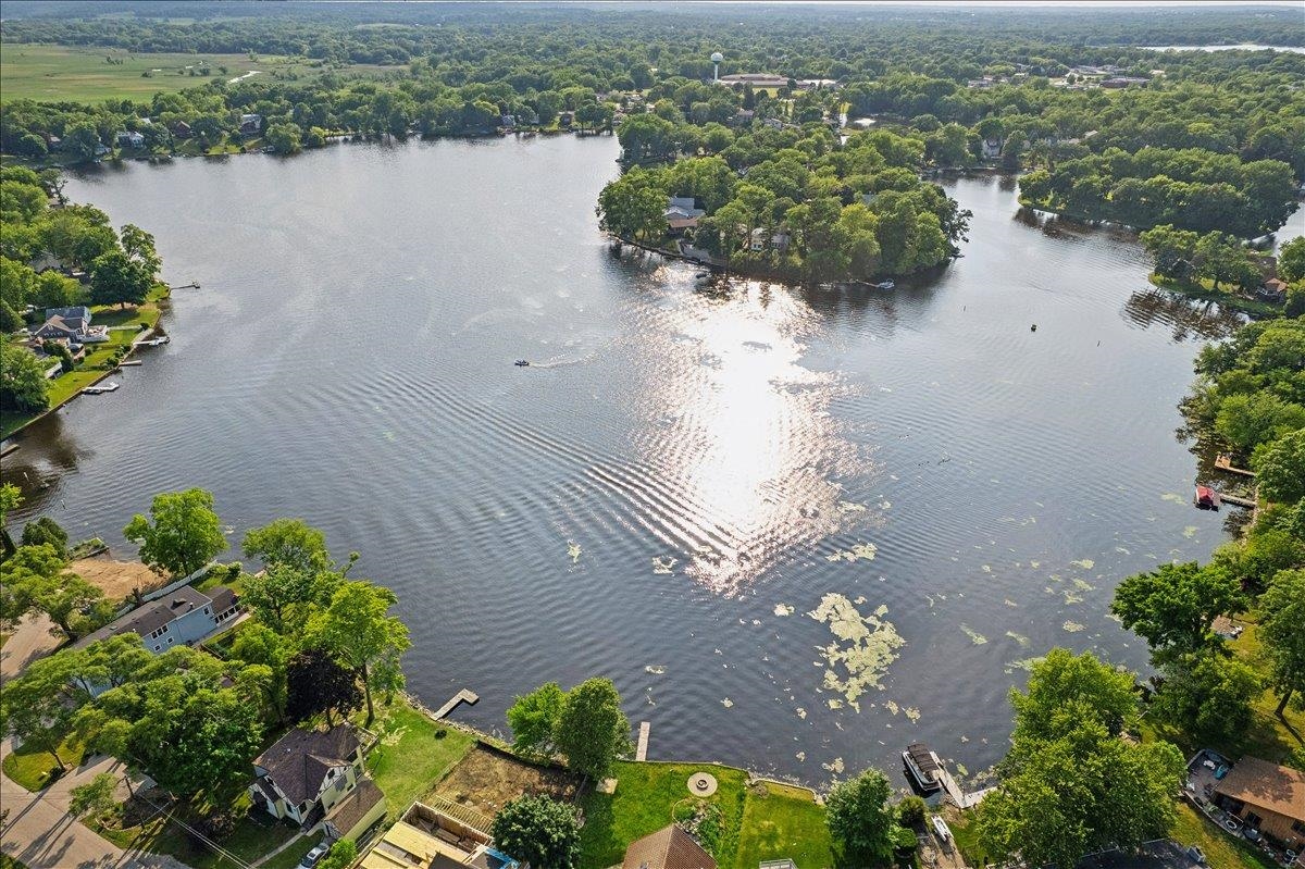 504 Carriage Hill Road Island Lake, IL 60042 - Photo 37 of 44